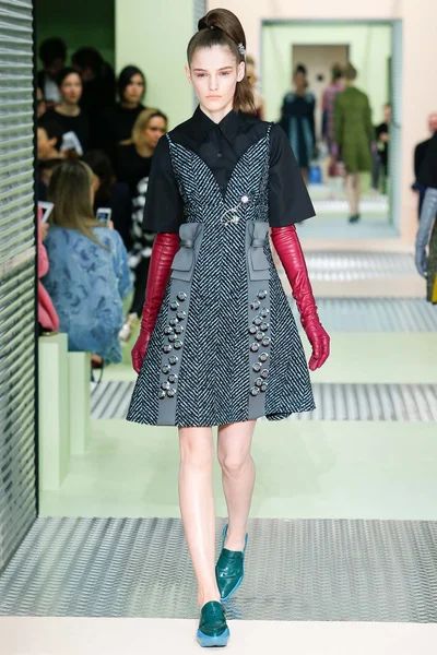 Look 22